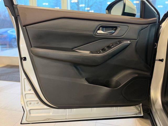 2023 Nissan Rogue AWD SV - 22982865 - 17