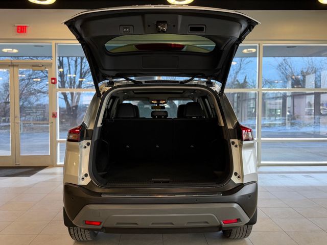 2023 Nissan Rogue AWD SV - 22982865 - 33