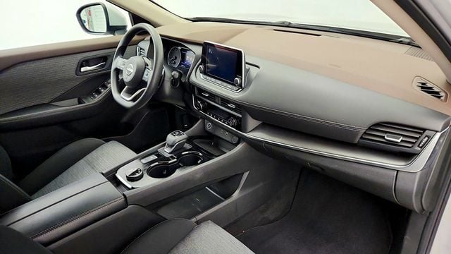 2023 Nissan Rogue AWD SV - 23095766 - 22