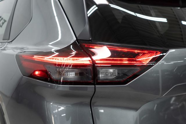 2023 Nissan Rogue AWD SV - 23097271 - 40