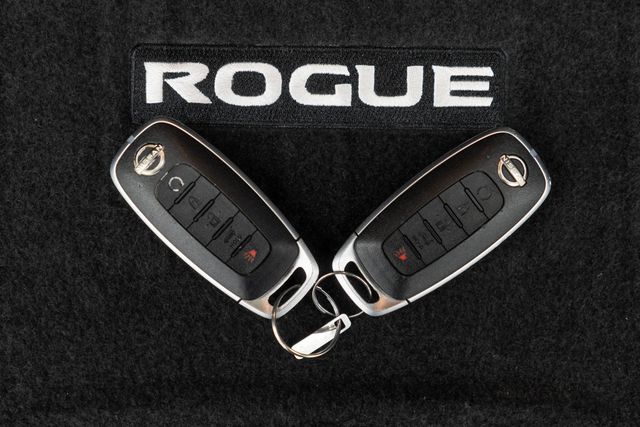 2023 Nissan Rogue AWD SV - 23097271 - 42