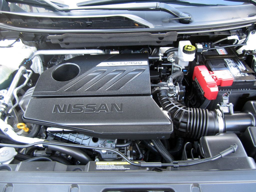 2023 Nissan Rogue SV photo 20