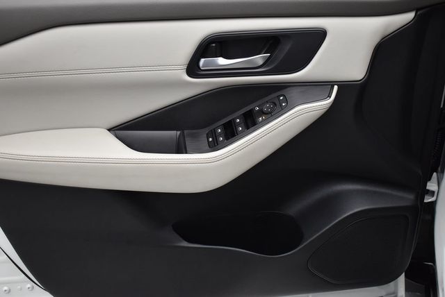 2023 Nissan Rogue AWD SV - 22931672 - 9