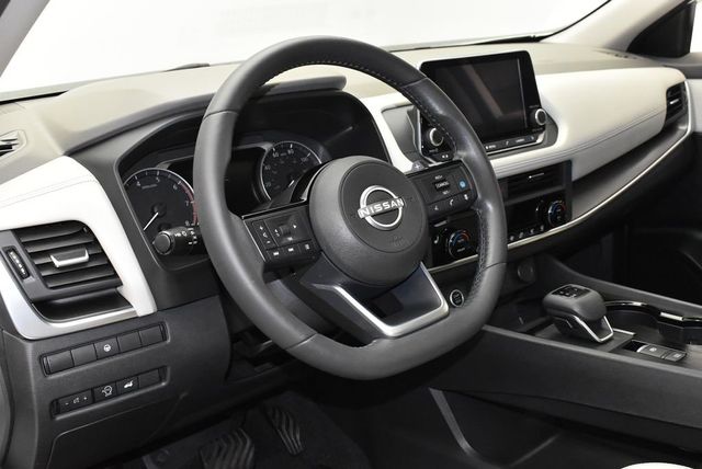 2023 Nissan Rogue AWD SV - 22931672 - 14