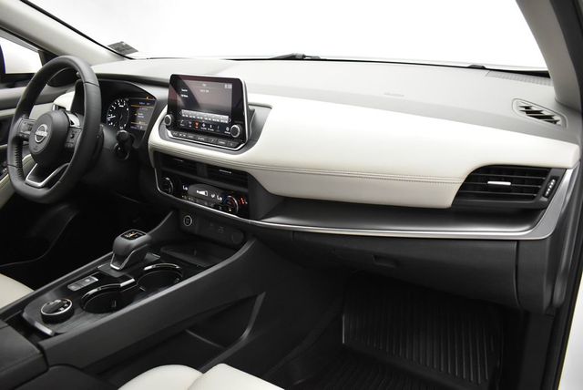 2023 Nissan Rogue AWD SV - 22931672 - 26