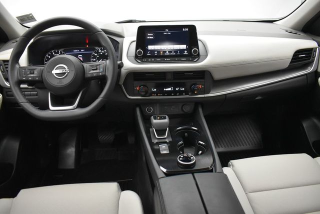 2023 Nissan Rogue AWD SV - 22931672 - 27