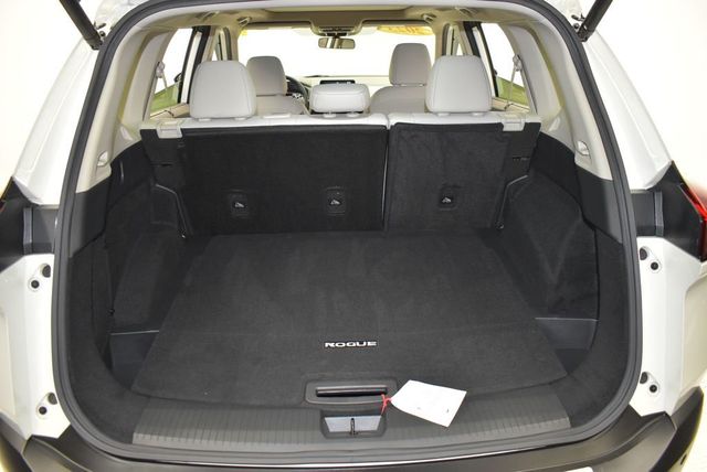 2023 Nissan Rogue AWD SV - 22931672 - 38