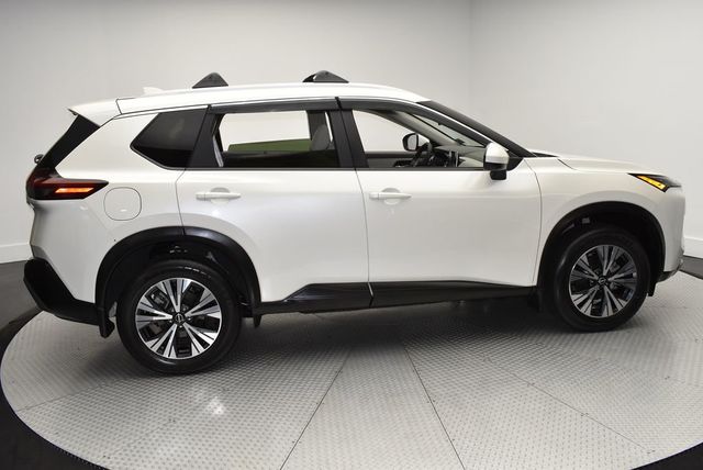 2023 Nissan Rogue AWD SV - 22931672 - 3
