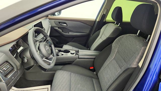 2023 Nissan Rogue AWD SV - 23002719 - 17