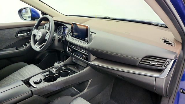 2023 Nissan Rogue AWD SV - 23002719 - 22