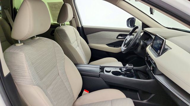 2023 Nissan Rogue AWD SV - 23019625 - 22