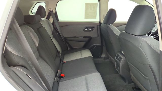 2023 Nissan Rogue AWD SV - 23088129 - 17