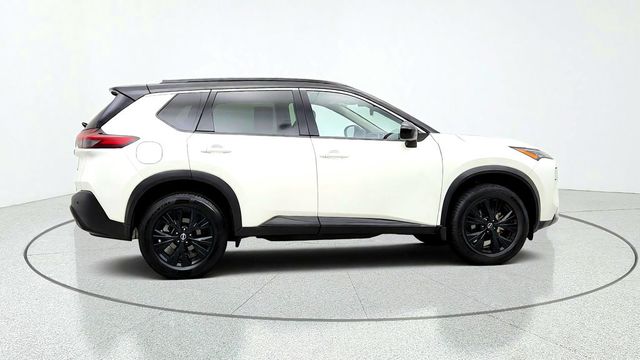 2023 Nissan Rogue AWD SV - 23090603 - 3