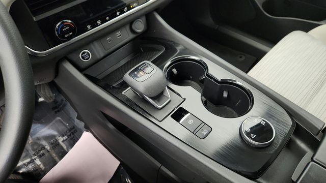 2023 Nissan Rogue AWD SV - 23097629 - 15