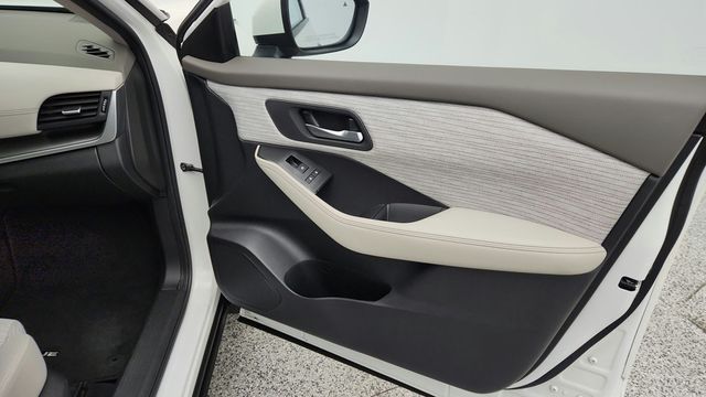 2023 Nissan Rogue AWD SV - 23097629 - 24