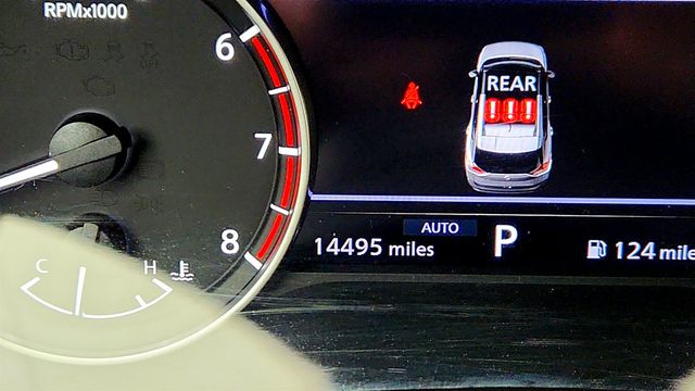 2023 Nissan Rogue AWD SV *Ltd Avail* w/ Apple CarPlay & Nissan Safety Shield 360 - 23000621 - 14