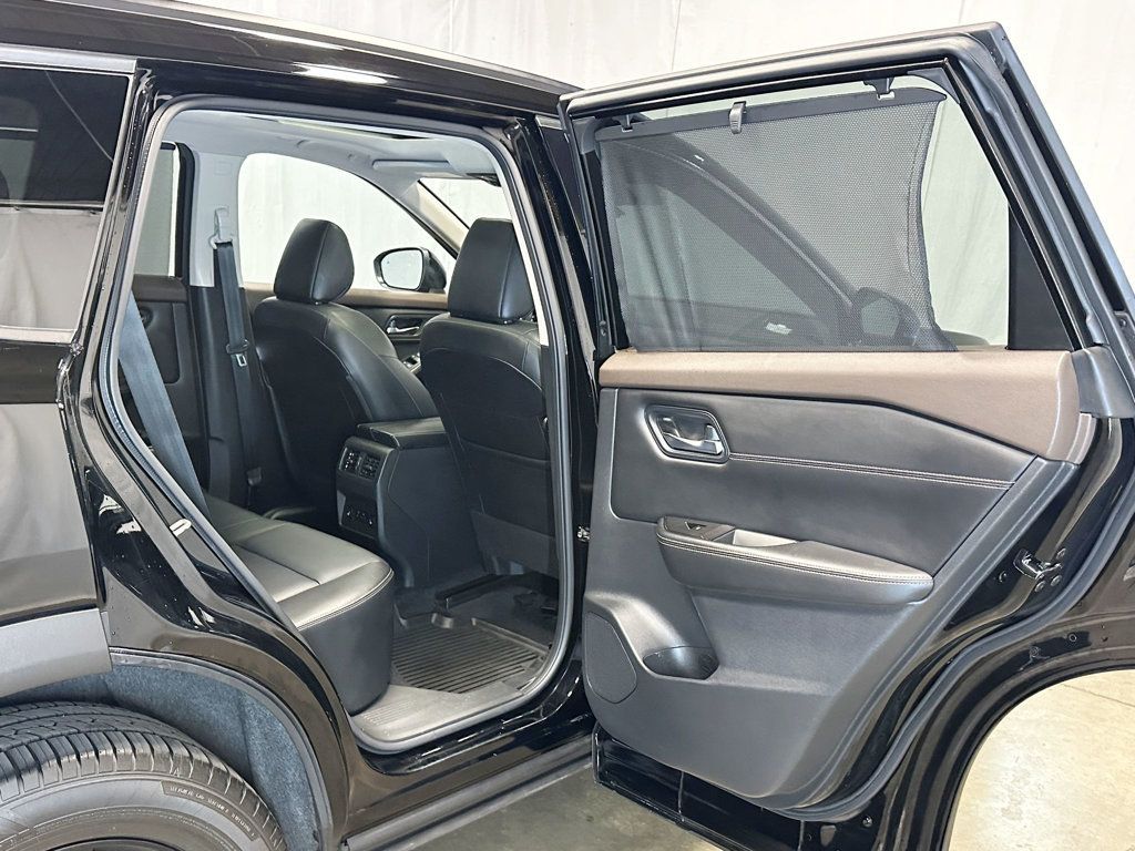 2023 Nissan Rogue AWD SV Midnight Edition - 23067747 - 37
