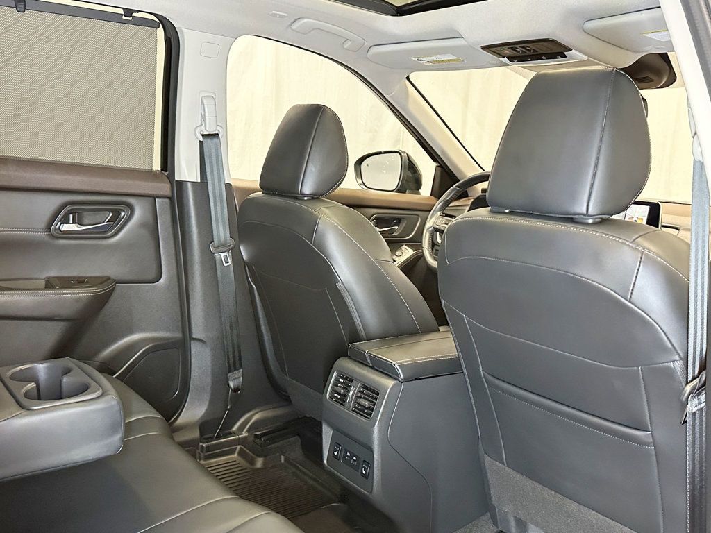 2023 Nissan Rogue AWD SV Midnight Edition - 23067747 - 39