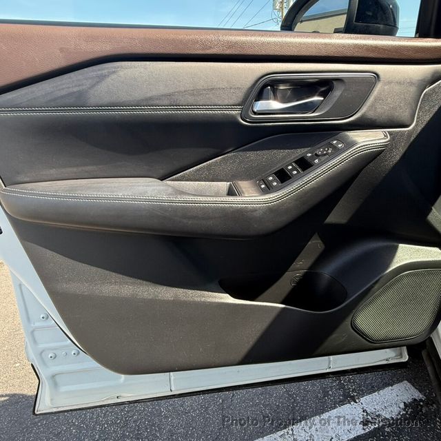 2023 Nissan Rogue AWD SV MIDNIGHT EDITION W/PANORAMIC MOONROOF - 23019742 - 19