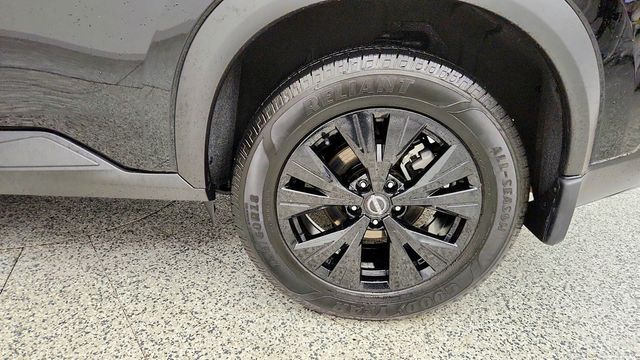 2023 Nissan Rogue AWD SV w/ Midnight Edition & SV Premium Pkgs - 23088122 - 8