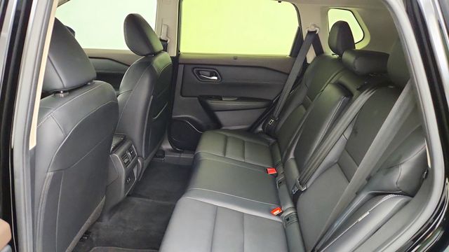 2023 Nissan Rogue AWD SV w/ Premium & Midnight Edition Pkgs - 23095025 - 19