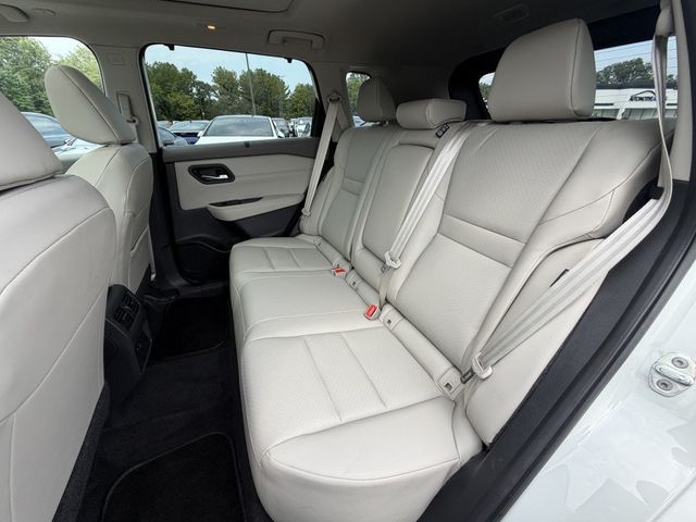 2023 Nissan Rogue AWD SV w/ Premium Package - 23072930 - 22