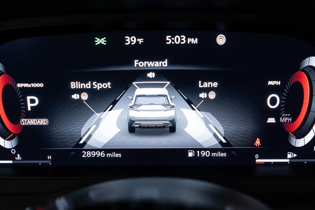 2023 Nissan Rogue FWD Platinum - 22979698 - 23