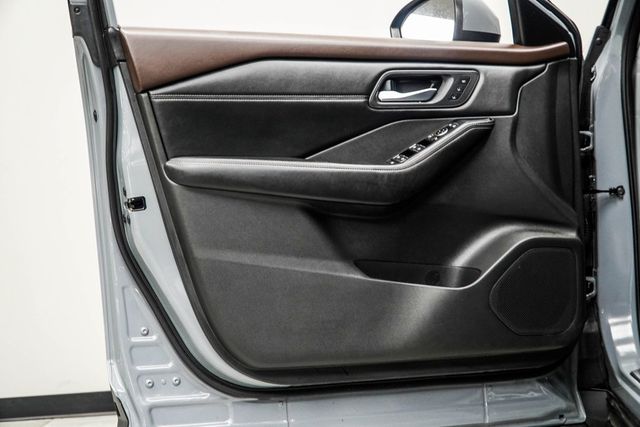 2023 Nissan Rogue FWD SL - 22908482 - 24