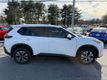 2023 Nissan Rogue FWD SV - 22972419 - 3