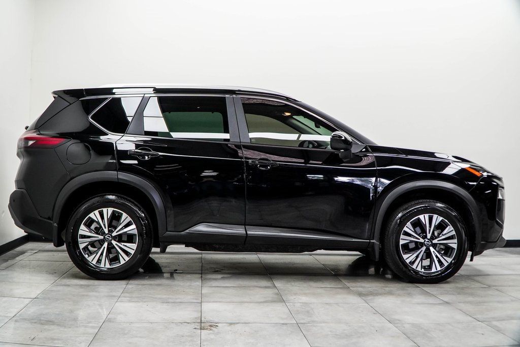 2023 Nissan Rogue SV photo 10