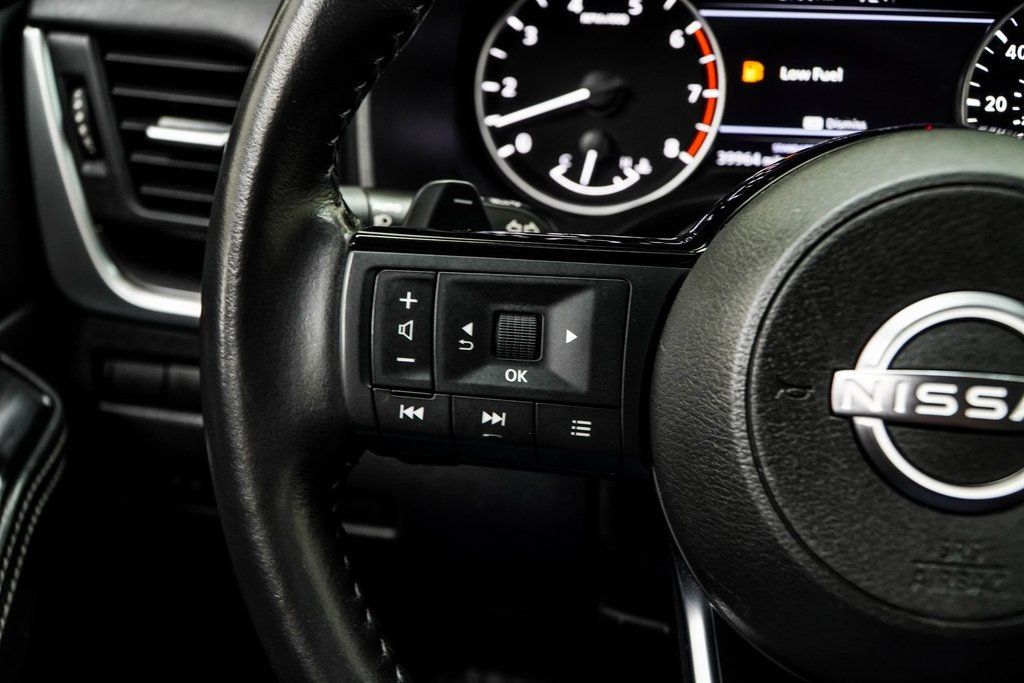 2023 Nissan Rogue SV photo 30