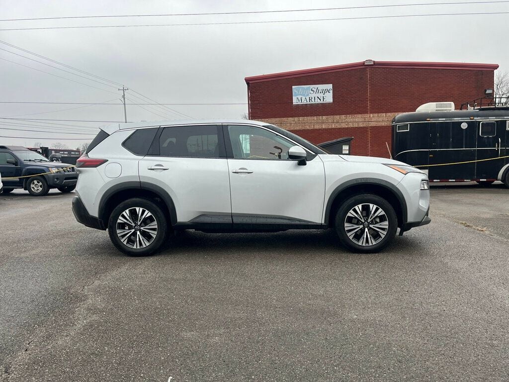 2023 Nissan Rogue FWD SV - 22980874 - 4
