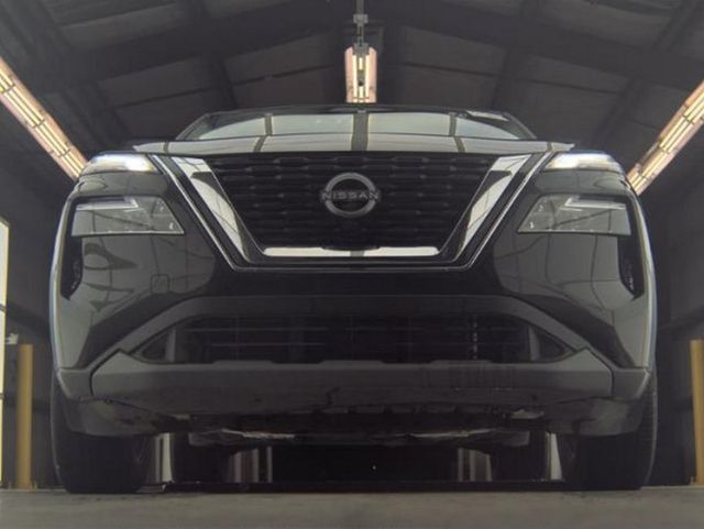 2023 Nissan Rogue FWD SV - 22961127 - 3