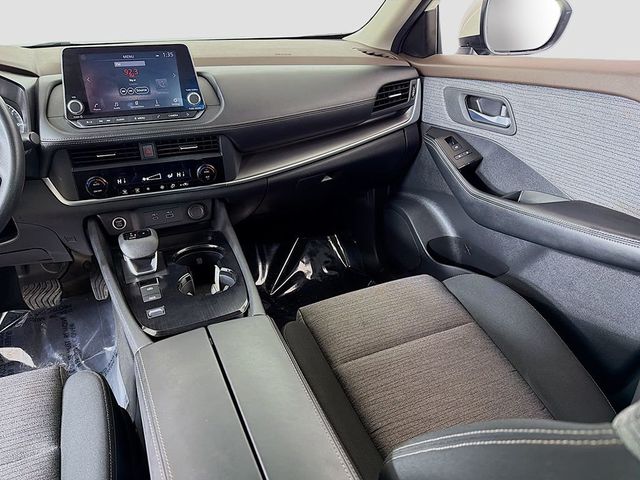 2023 Nissan Rogue FWD SV - 23025684 - 23