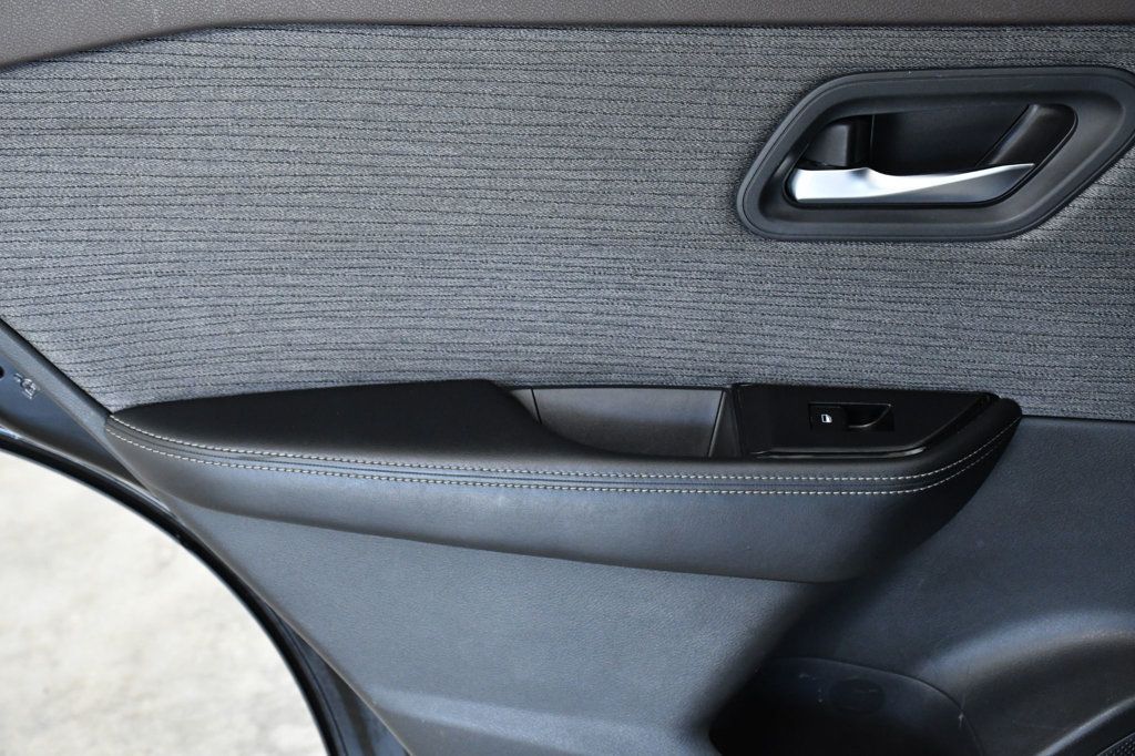 2023 Nissan Rogue FWD SV - 22919029 - 10