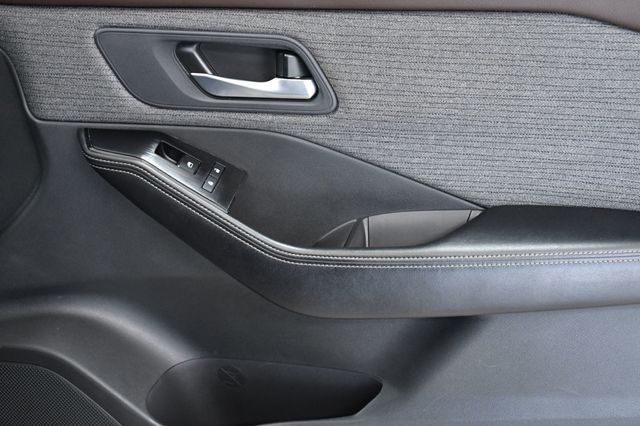 2023 Nissan Rogue FWD SV - 22919029 - 17