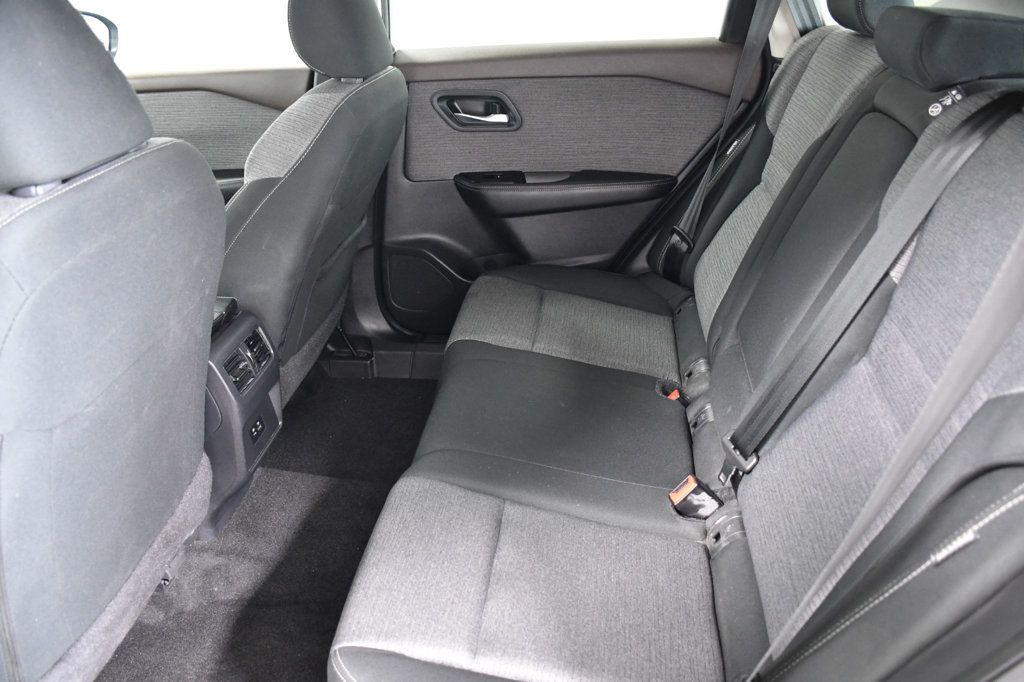 2023 Nissan Rogue FWD SV - 22982090 - 9