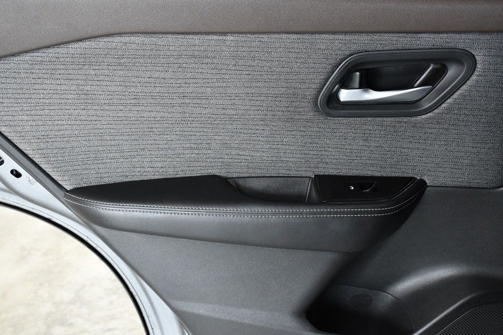 2023 Nissan Rogue FWD SV - 22982090 - 10