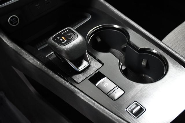 2023 Nissan Rogue FWD SV - 22982090 - 24