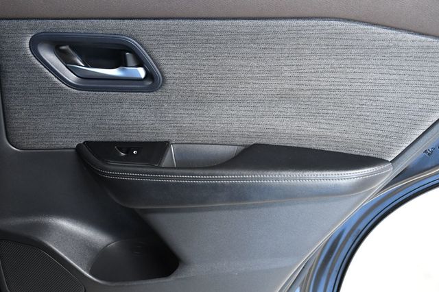 2023 Nissan Rogue FWD SV - 22991197 - 14