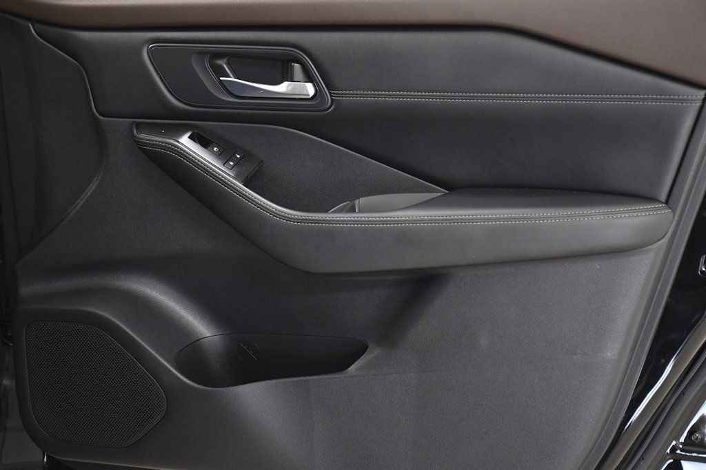 2023 Nissan Rogue FWD SV - 23068847 - 17