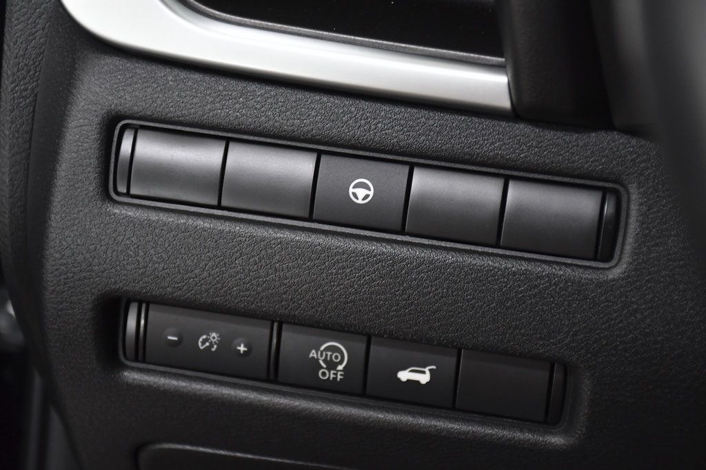 2023 Nissan Rogue FWD SV - 23068847 - 30