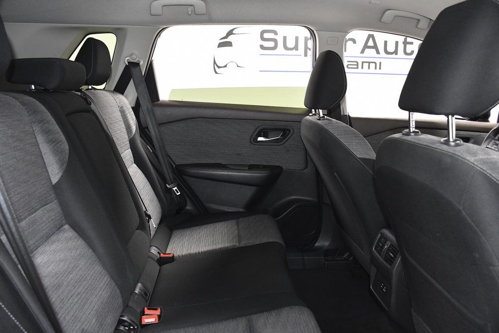 2023 Nissan Rogue FWD SV - 23090597 - 13