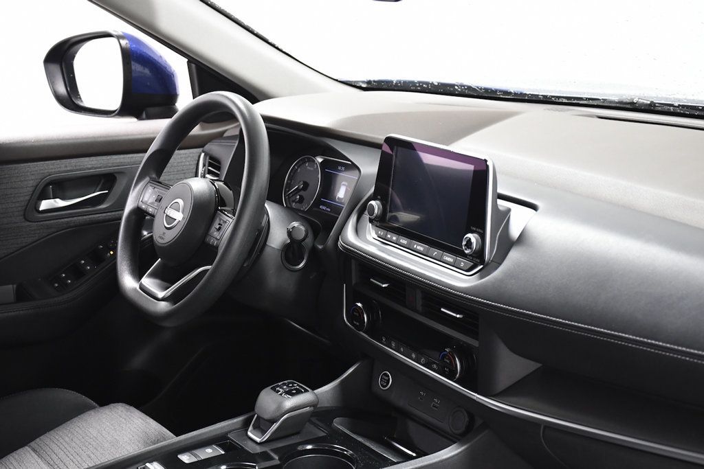 2023 Nissan Rogue FWD SV - 23090597 - 16