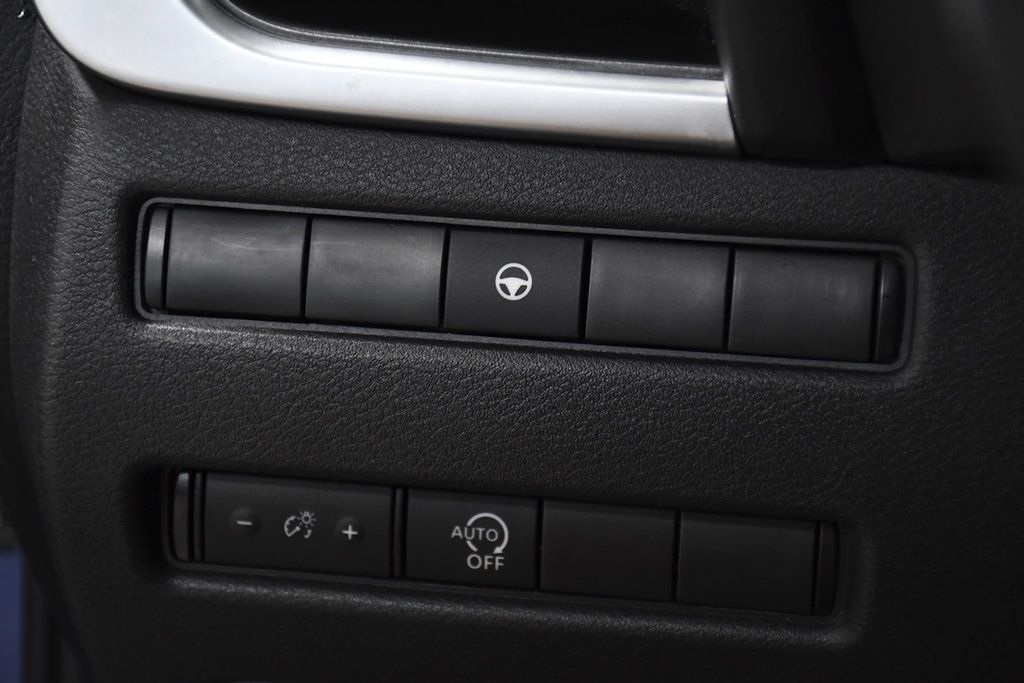 2023 Nissan Rogue FWD SV - 23090597 - 30
