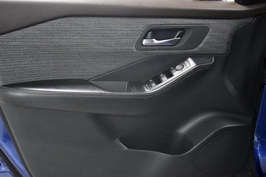 2023 Nissan Rogue FWD SV - 23090597 - 8
