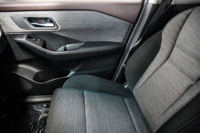 2023 Nissan Rogue FWD SV - 23042070 - 29