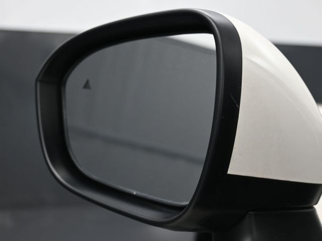 2023 Nissan Rogue FWD SV - 23005016 - 7