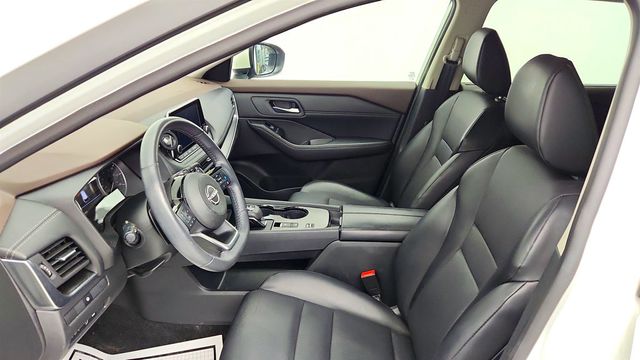 2023 Nissan Rogue FWD SV - 23082204 - 16