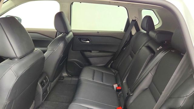 2023 Nissan Rogue FWD SV - 23082204 - 17